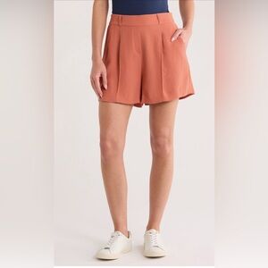 NEW…SPANX Crepe Shorts